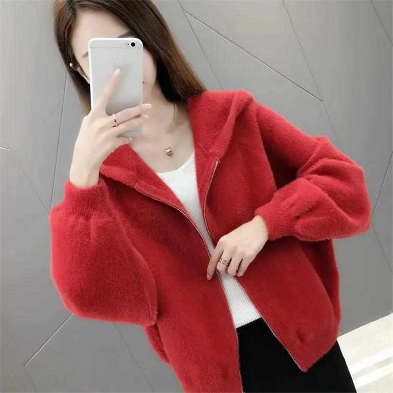 

Women's Imitation Mink Fur Velvet Coat Autumn And Winter Loose Letter Embroidery Fur Collar Cardigan Female Hooded Knitted Tops