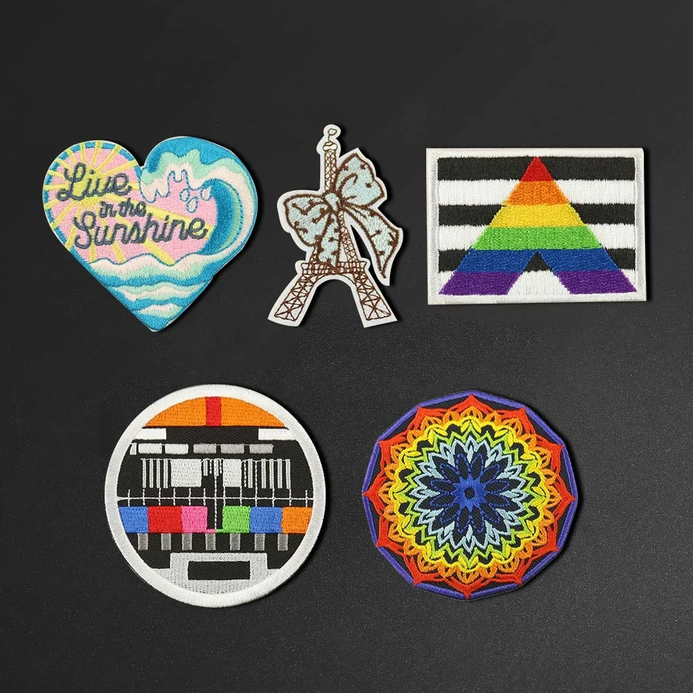 

Color yoga pattern Embroidery Iron tower Patches Bag Jacket Jeans Cartoon Iron On Beach love Patches for Clothes Sticker