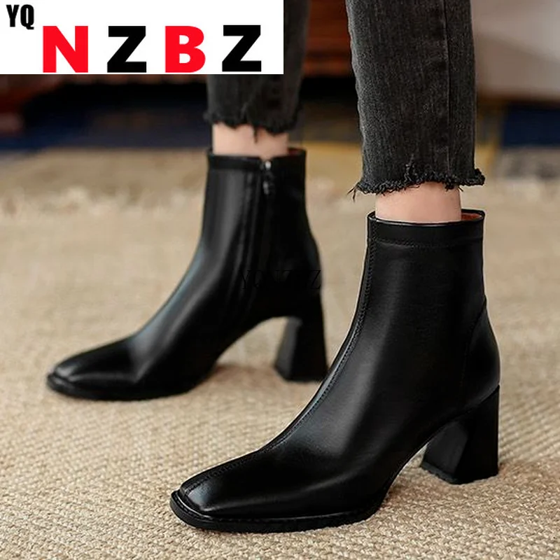 

2021 Autumn New Fashion Platform Patent Leather Women's Ankle Boots Square Head Square Heel Zipper Women's Ankle Casual Boots