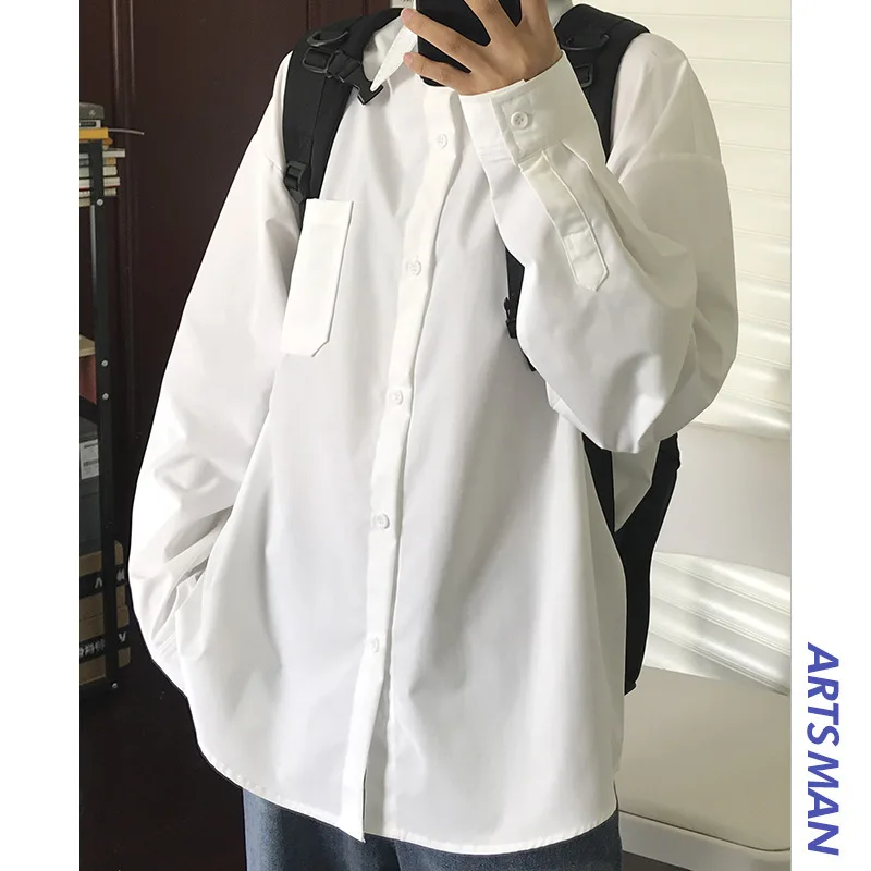 

2021 spring solid color loose size tooling Long Sleeve Shirt Men's Korean fashion couple shirt men's