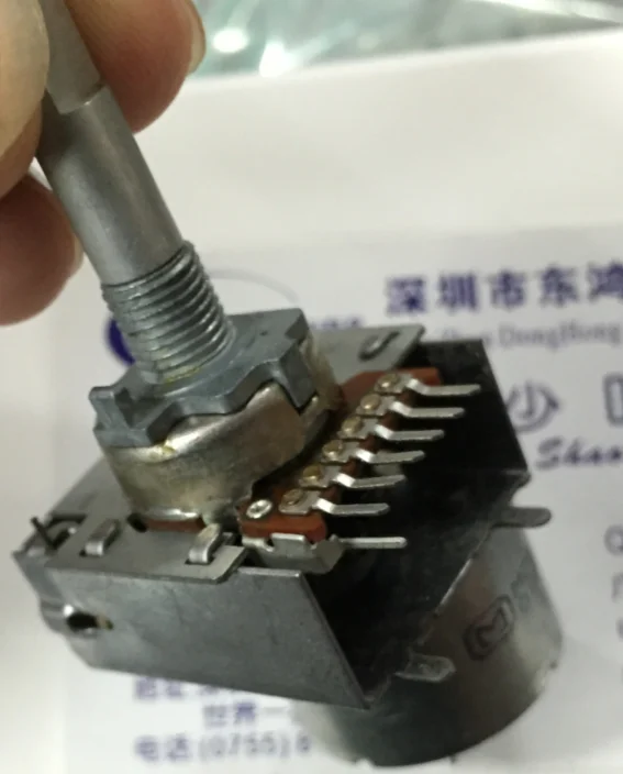1PCS 16 type motor potentiometer dual 50KA shaft length 30MM amplifier 7P | Обустройство дома