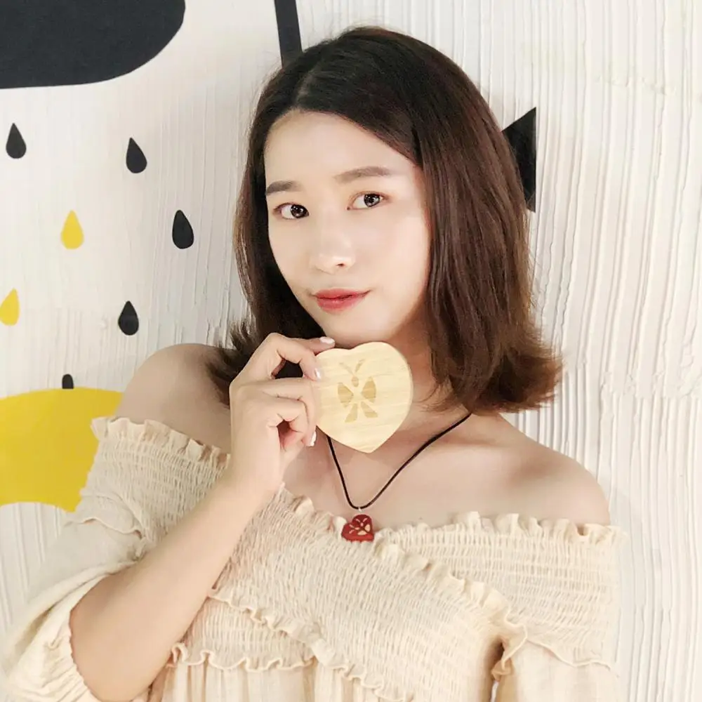 Деревянный медальон с подвеской-иллюзионистом ручной работы Женское Ожерелье