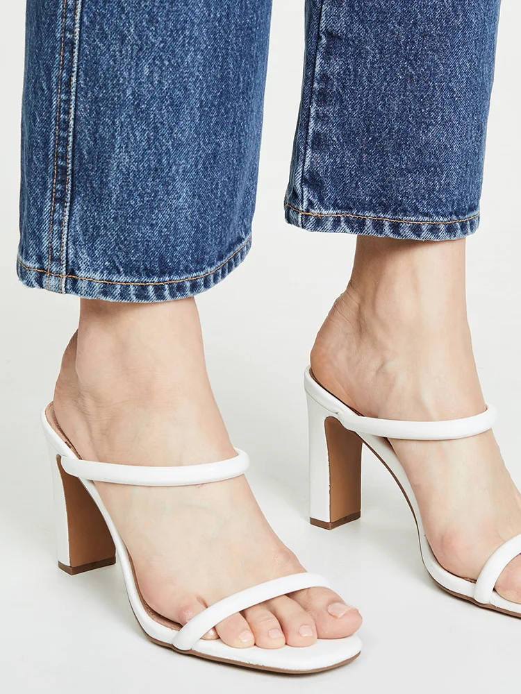 Сандалии Женские однотонные на очень высоком квадратном каблуке базовые