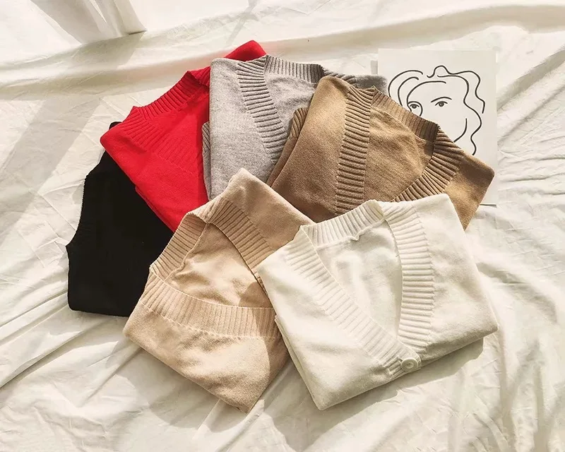 Женский Осенний укороченный Вязаный топ на пуговицах с v-образным вырезом