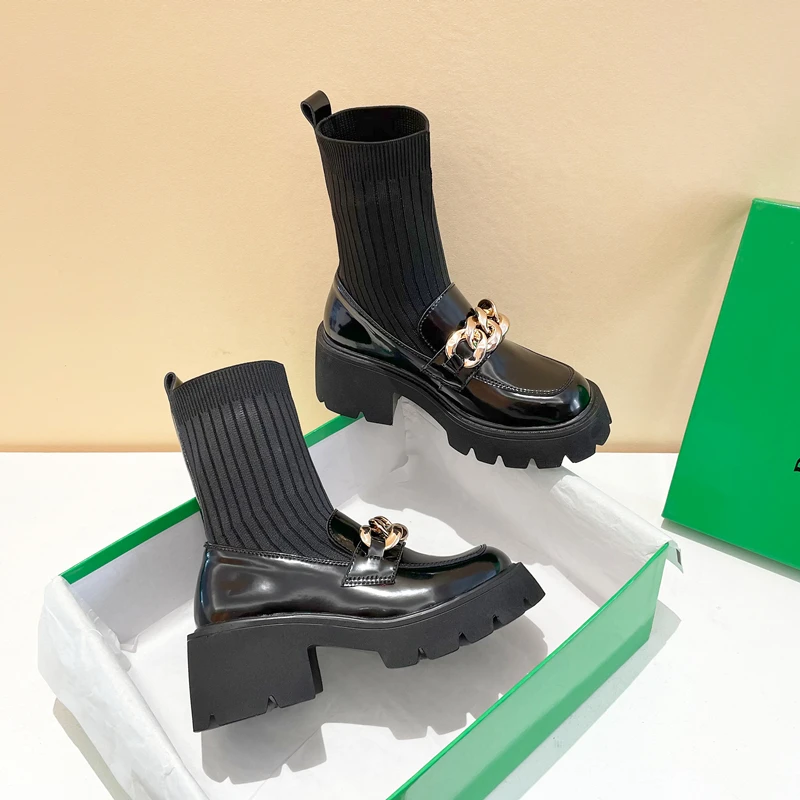 

British Style Socks Boots Women 2021 Autumn And Winter New Metal Buckle Chunky Heel Brand Ladies Martin Boots Small Size 31 32