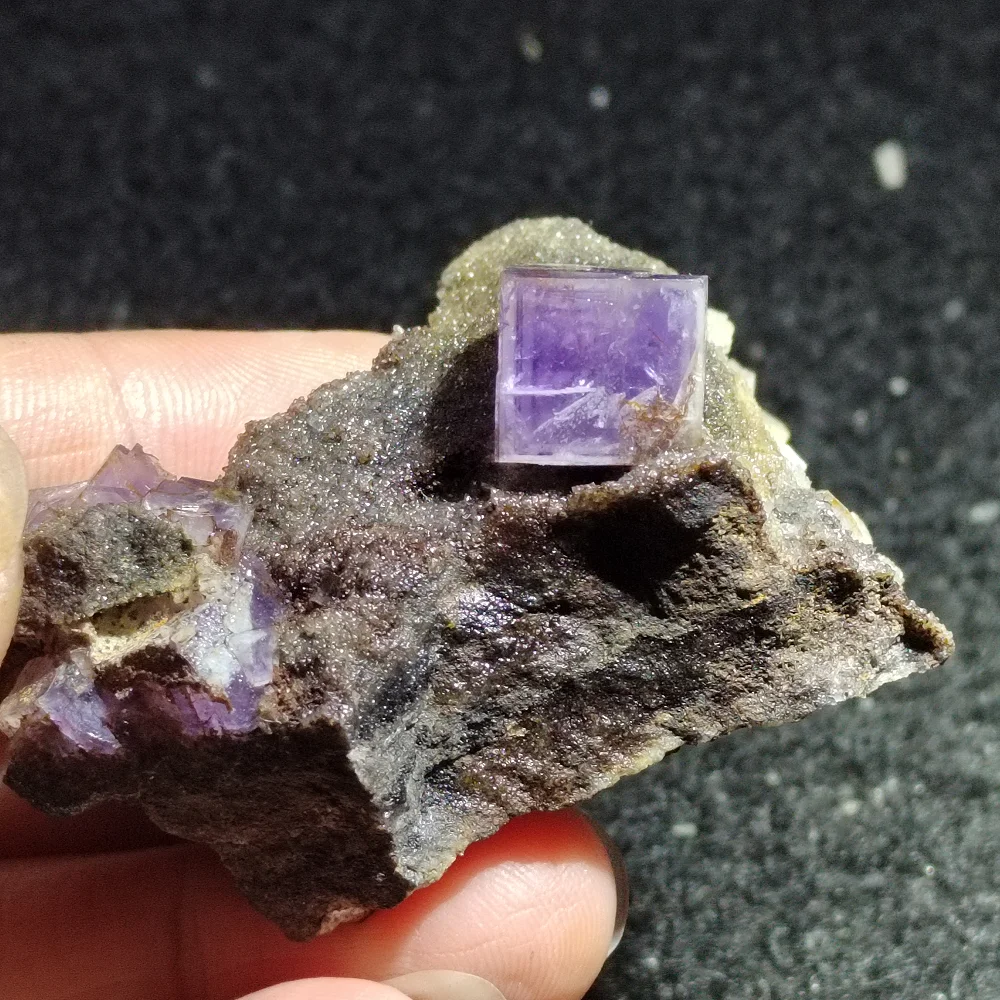 

7.6g-34.6gNatural purple window, fluorite and quartz mineral specimens, healing energy, home decoration