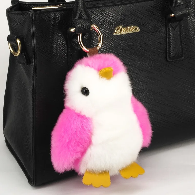 Брелок с пушистым помпоном из меха пингвина 14 см | Украшения и аксессуары