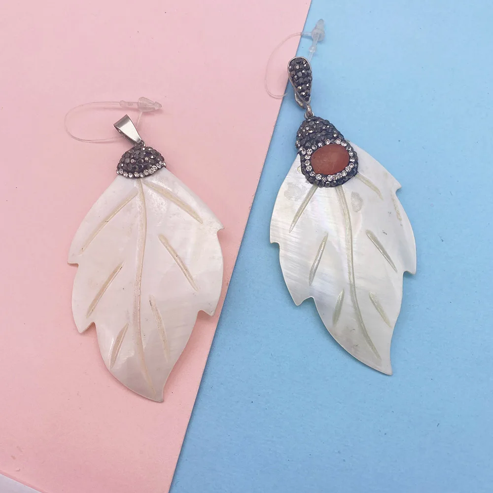 

Natural Freshwater Shell Pendant Leaf Shape Crafts Designer Charms for Jewelry Making DIY Necklace Earring Bulk Items Wholesale