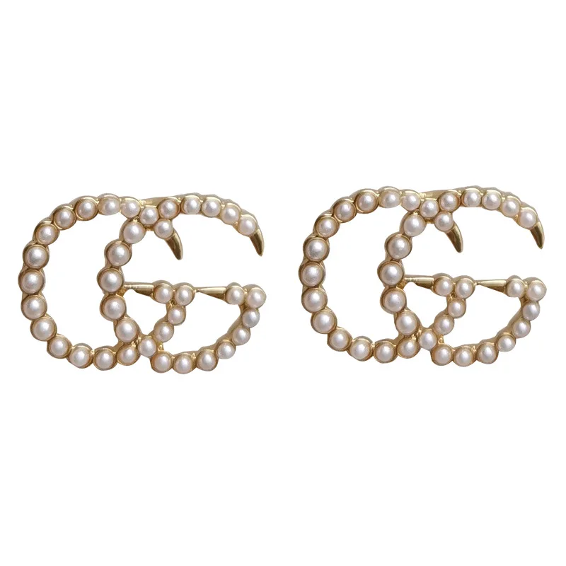 

S925 Needles Simple Fashion Graceful Ear Stud Elegant Korean Fan C Word Earrings Sweet Pearl Ear Rings 2051