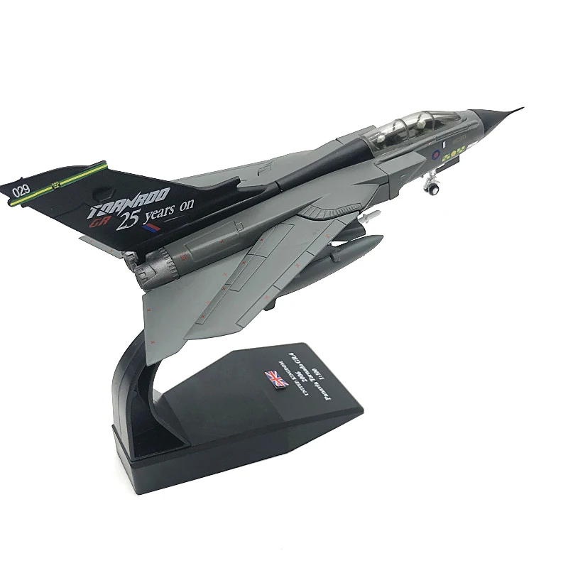 

1:100 1/100 масштаб Британский Panavia Tornado GR4 истребитель литой металлический самолет Игрушечная модель самолета