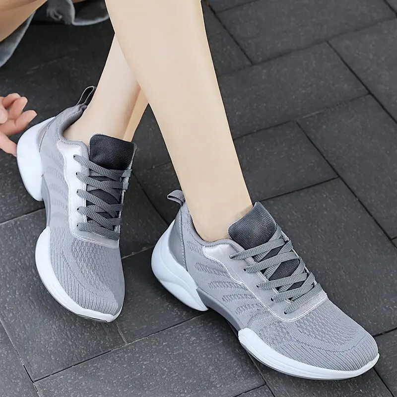 

Women's Fashion Sports Running Shoes Breathable Comfortable Tennis Shoes Lightweight Sneakers Fitness Shoes