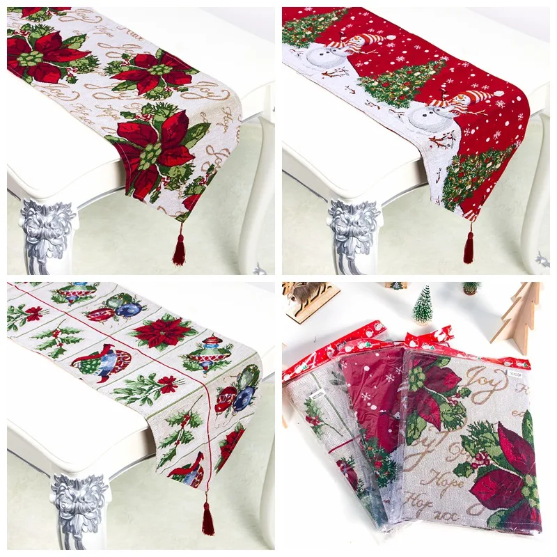 

Christmas Table With Tassels Pendant-Festive Holiday Dinning Table Decorations