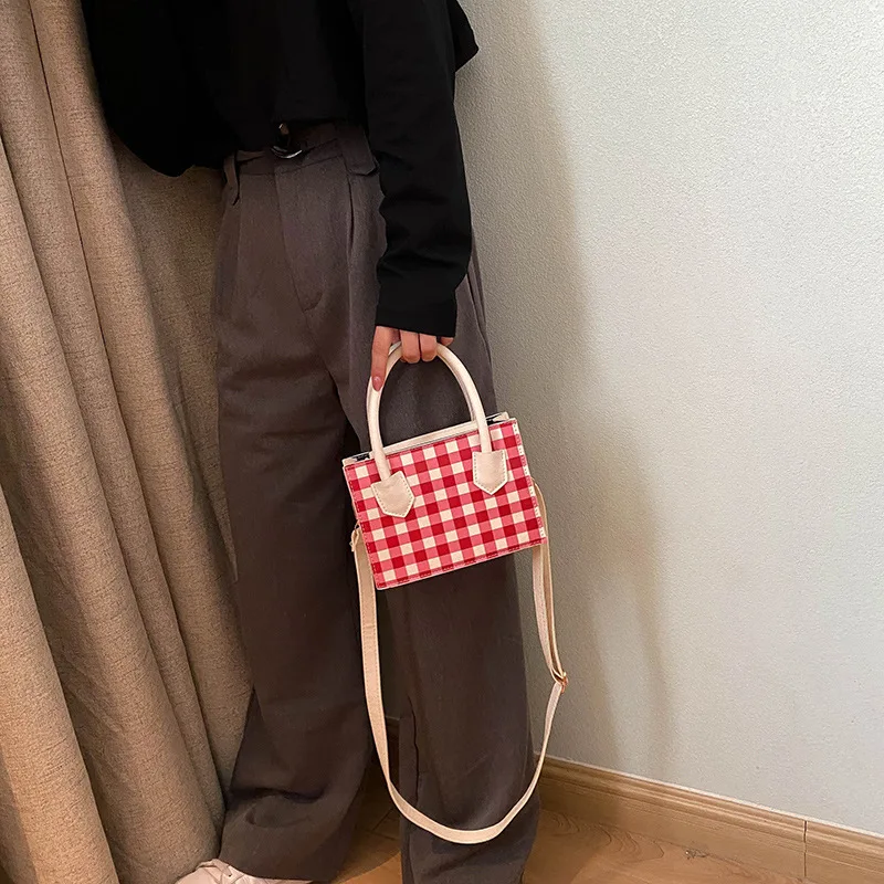 

Fashion Women Color Block Shoulder Bag Wild Style Plaid Handbag with Zipper and Handles PU Messenger Bag