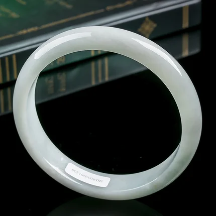 

Send Certificate Natural Burmese Jadeite 54-64mm Light Color Bracelet Elegant Princess Jewelry Send Mom to Girlfriend