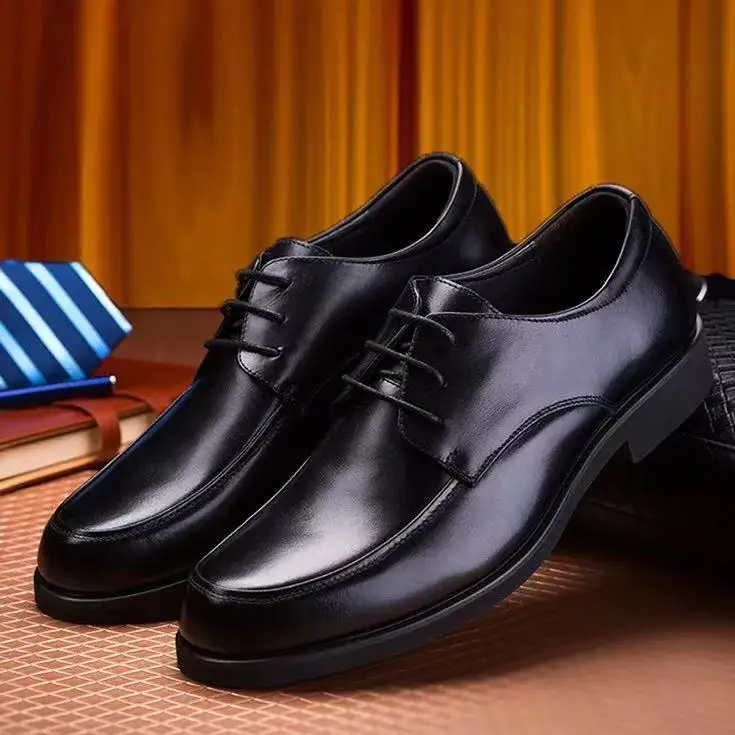 

Fashion Leather Men Dress Shoes Business Classic Gentleman Shoes Men Soft Casual Round Toe Men Shoes Big Size