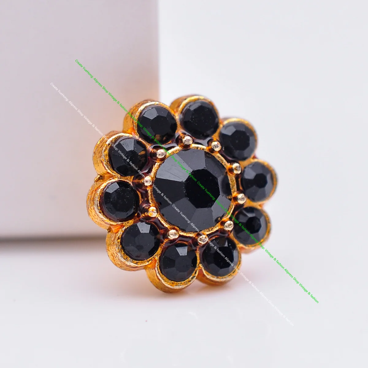 

10pcs 14mm Sparkling Black Rhinestone Crystal Floral Concho Screwback For Leathercraft Belt Saddle Luggage Bag Accessories