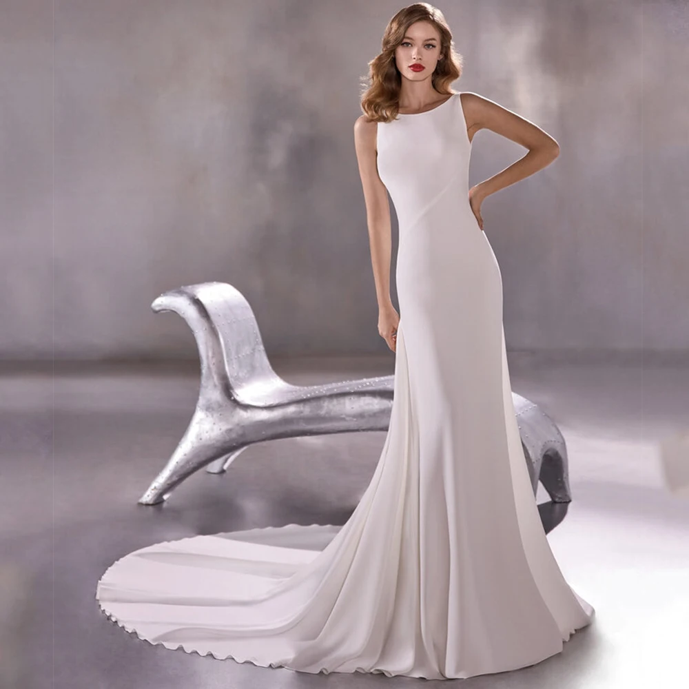 

Exquisite Scoop A-Line White Sleeveless Bridal Gowns for Brida Floor-Length Chiffon Open Backless Sweep Train Wedding Dresses