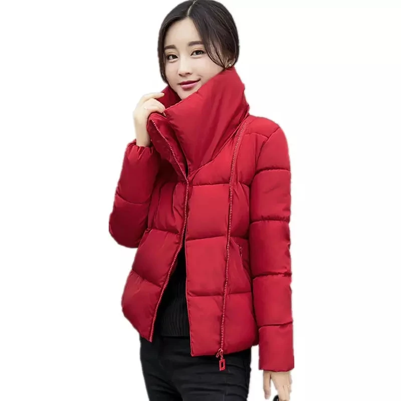 Женская короткая парка с воротником стойкой хлопковая стеганая куртка на зиму