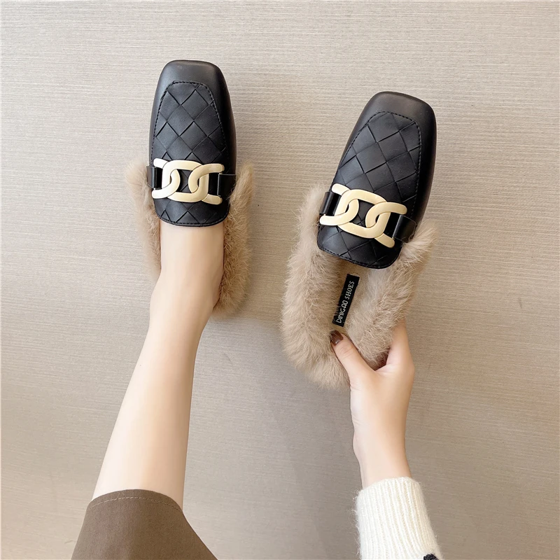 

Autumn Winter Fur Mules Women Flats Shoes Loafers Metal Chain Half Slippers Women Furry Slides Fluffy Hairy Square Toes Slippers