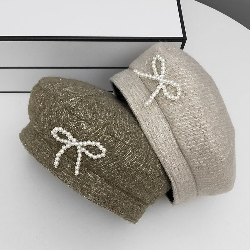 

2021 New Fashion Ladies Soft Pearl Bowknot Elegant Beret Winter Warm Hat Ins Solid Color Japanese Painter Hat Gorros