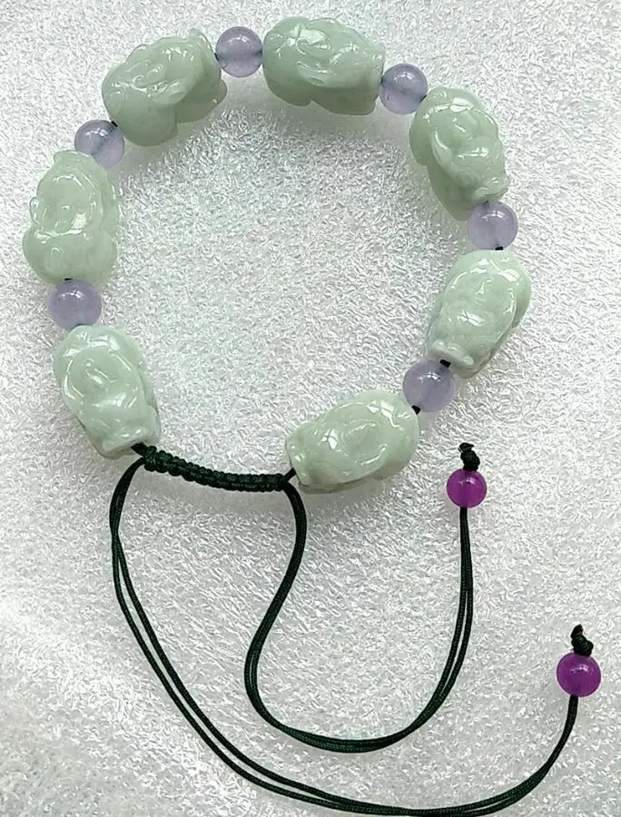 Так называемый счастливый Jadite Carven FOO Talisman @ | Дом и сад