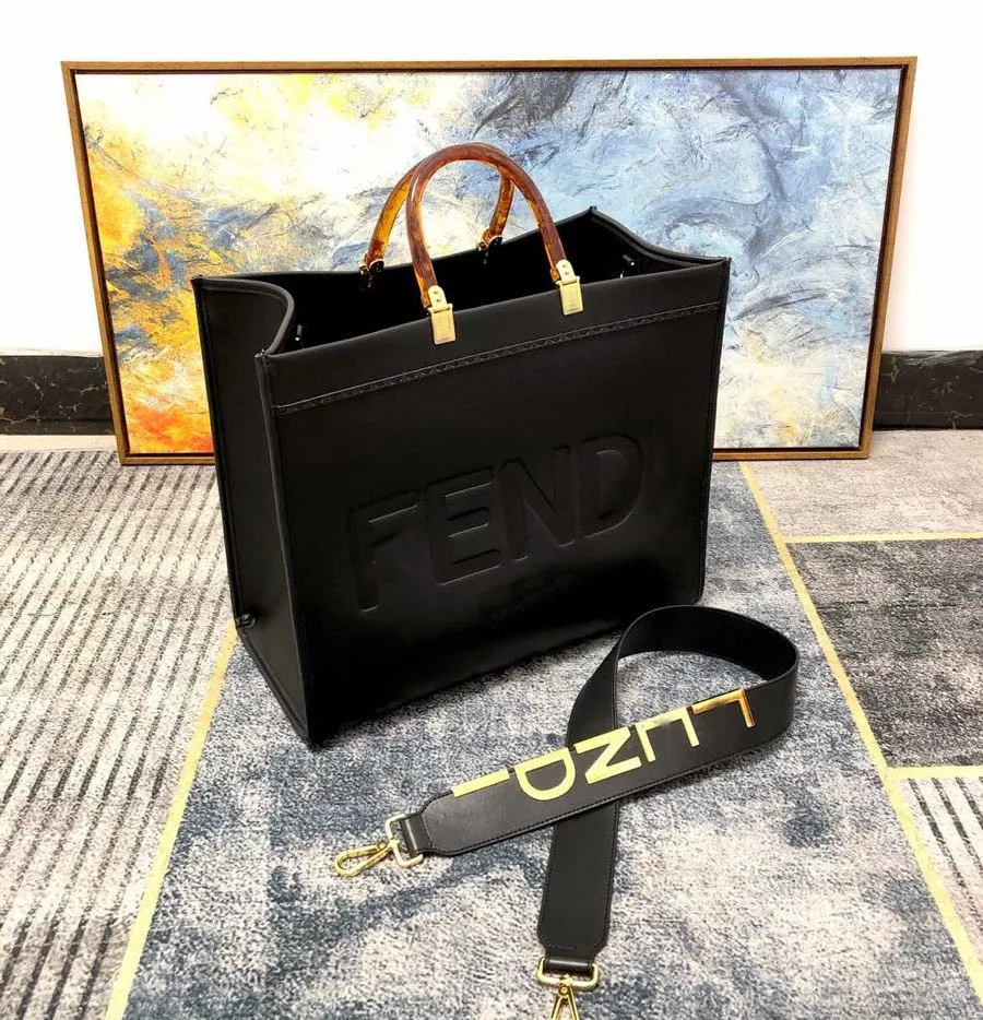 

2020 Spring and Summer New Tote Bag Portable One Shoulder Women's Bag Leather Amber Double Handle Is The Overall Retro Feeling