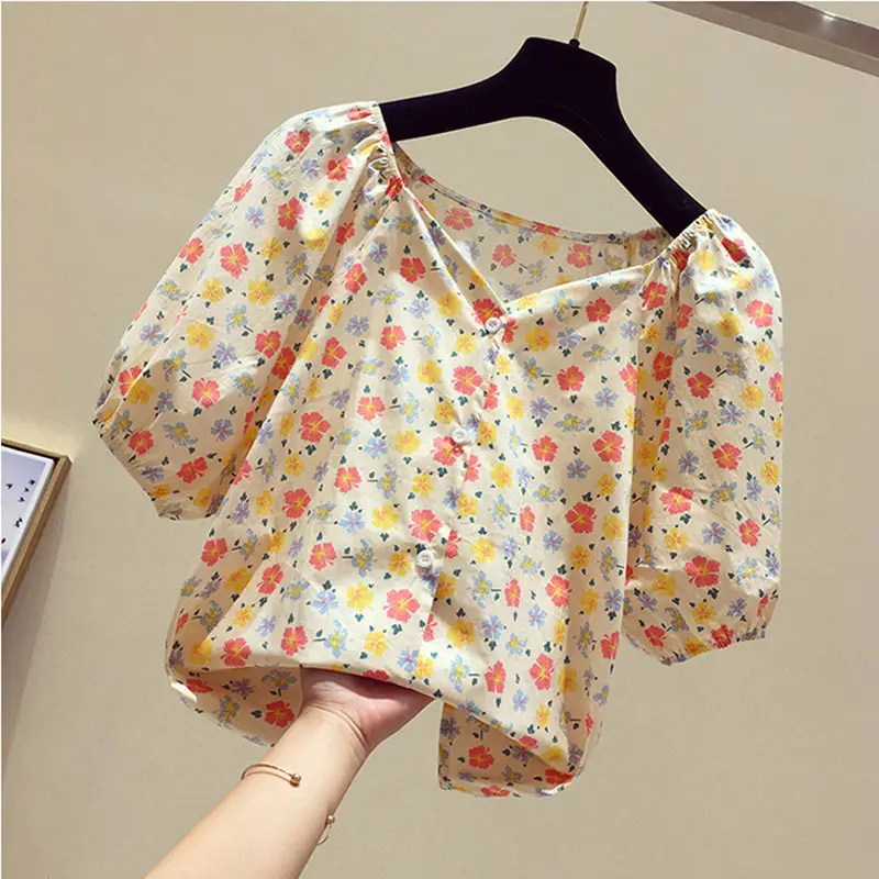 

2021 Summer Women Vintage Chic Tops Female Korean V-neck Short Sleeve Sweet Casual Women Chiffon Top Floral Print Shirts L268