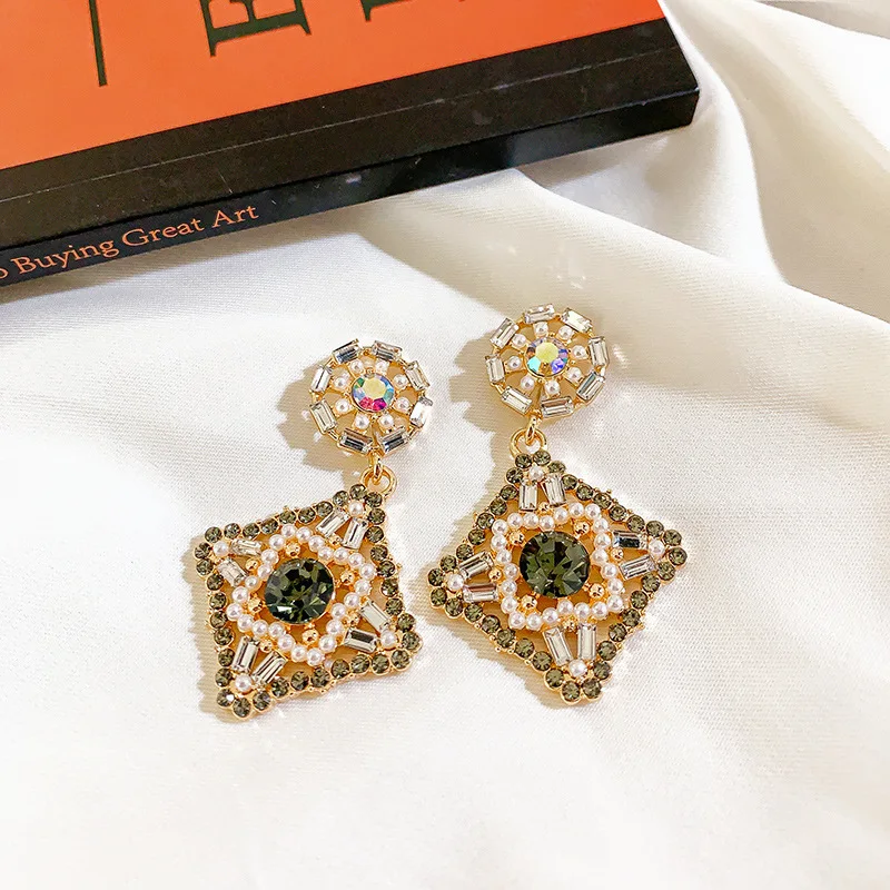 

925 Silver Needle European And American Temperament Cold Wind Exaggerated Geometry Diamond Net Red Earrings Lady