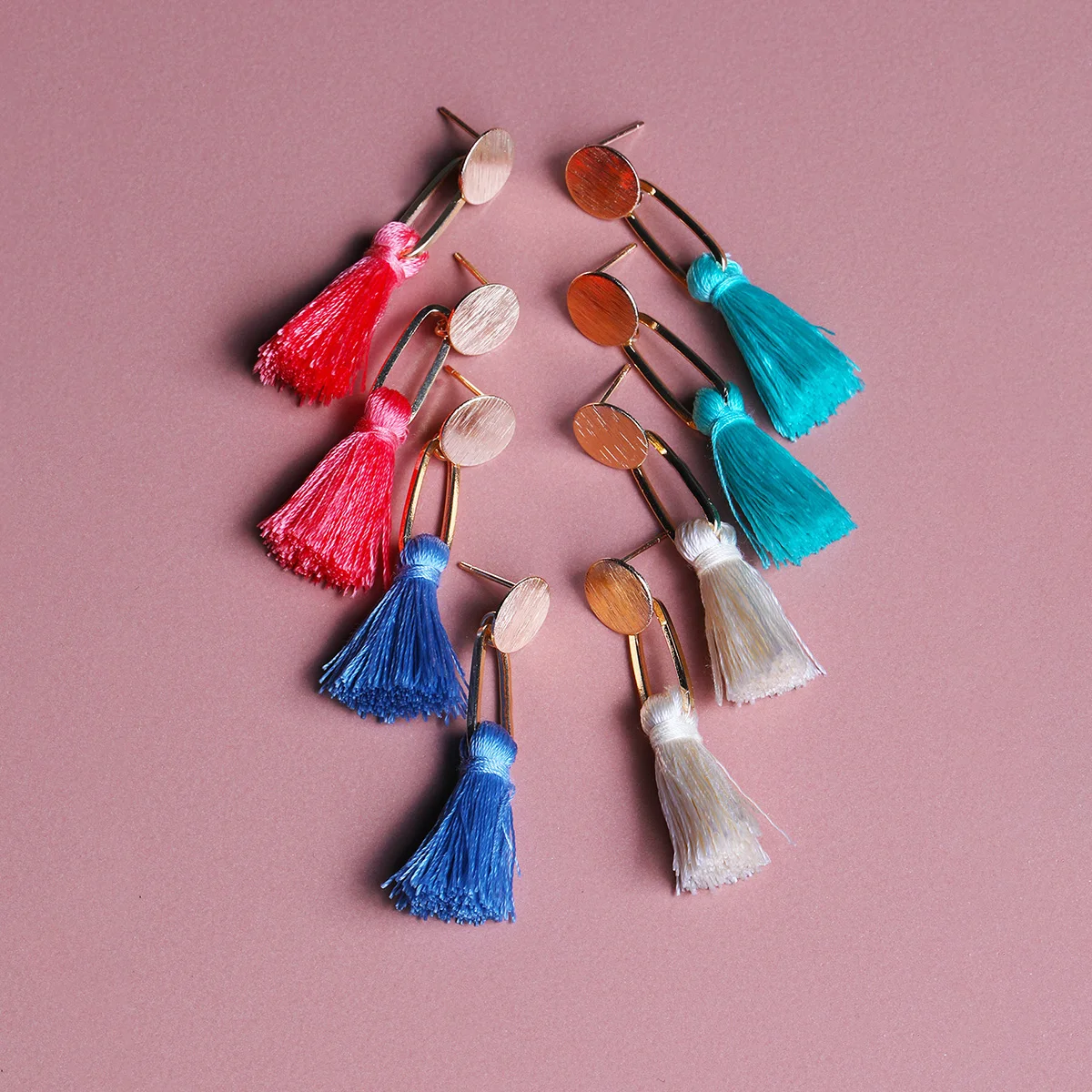 

2021 Bohemian Ladies 4 Pairs Colorful Cotton Silk Fabric Tassel Metal Drop Earrings Fashion Pendant Earrings Jewelry