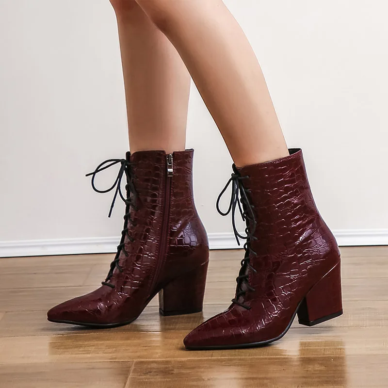 Женские ботильоны из искусственной кожи на молнии Phoentin Черные с острым носком и