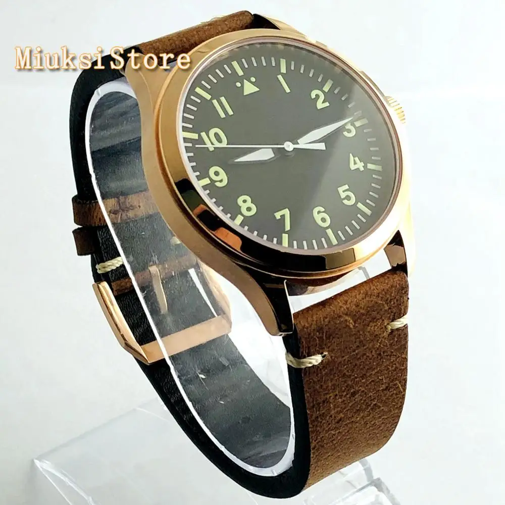 Чехол из розового золота 42 мм с сапфировым стеклом и черным циферблатом