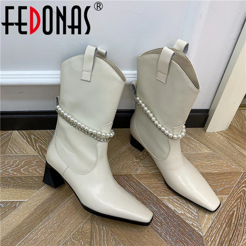 Женские сапоги до середины икры FEDONAS из натуральной кожи на высоком каблуке