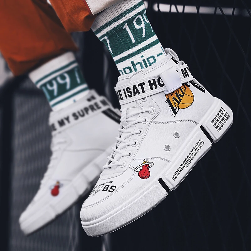 

Unisex Hip Hop Sneakers Men Shoes Superstar Fashion Printed High top Men Causal Shoes Male Vulcanize Graffiti board Shoes