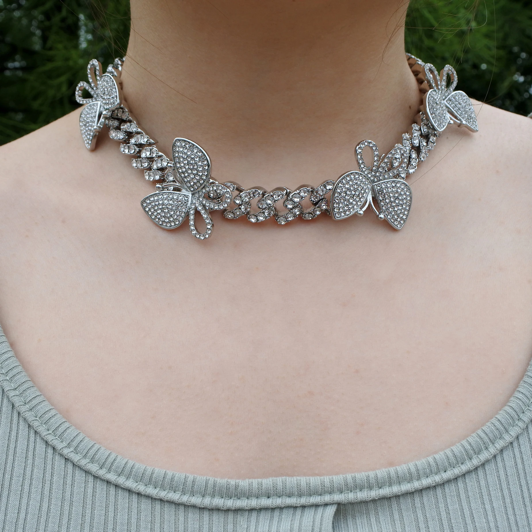 

Women hip hop necklace butterfly pendant miami cuban curb chain silver color pink crystal rose gold rapper rock roll jewelry