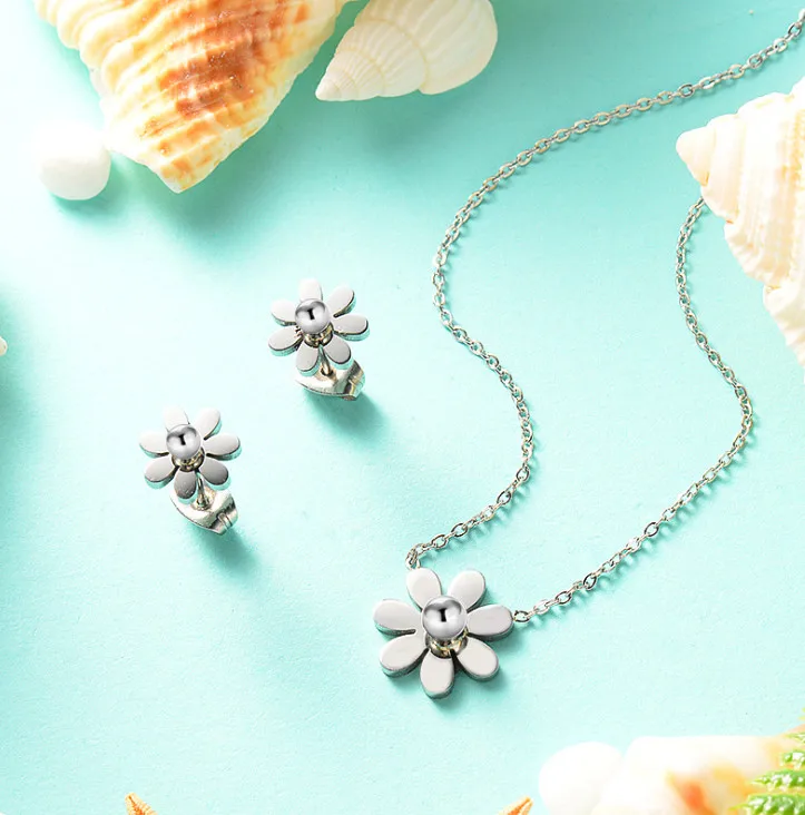 Комплект ювелирных украшений ожерелье и серьги в форме сердца BTE170 | Украшения