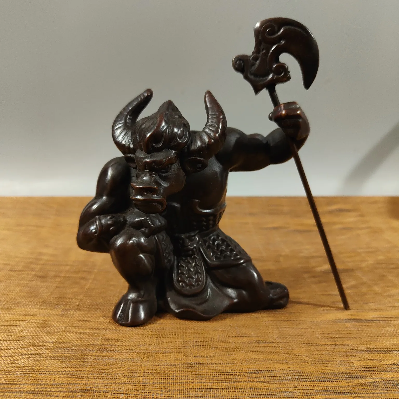 

Boutique Pure Bronze Bull Demon King Living Room Decoration