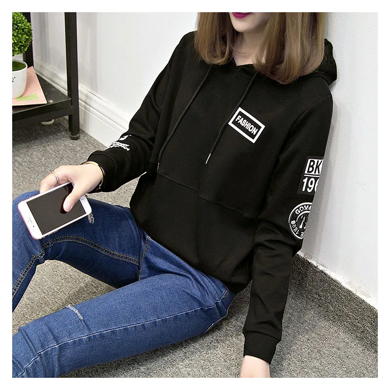 

Hoodies & Sweatshirts