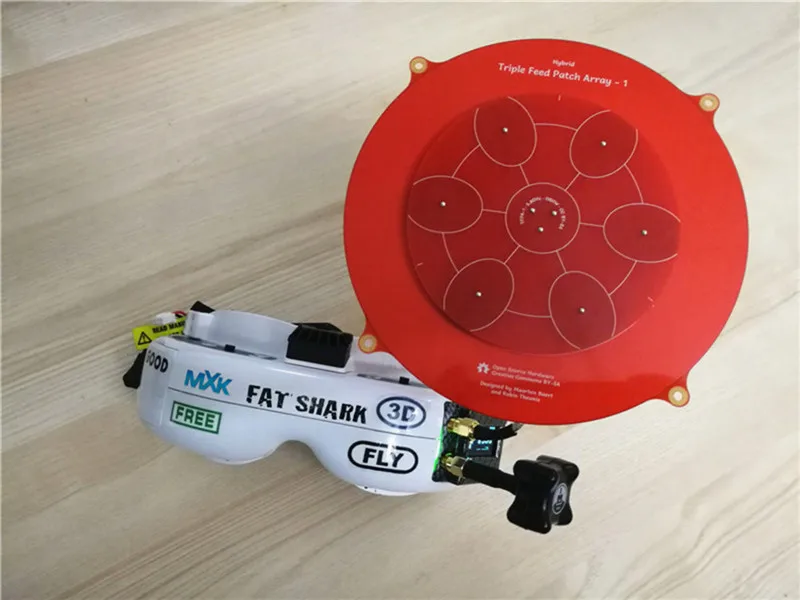 

150mm Triple Feed Patch 5.8GHz 14dBi Pagoda Array FPV Antenna for RC FPV Racing Drone Quadcopter Multicopter Spare Parts