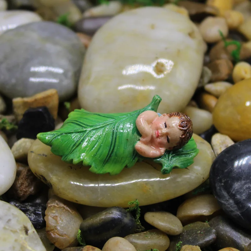 

Mini Flower Fairy Baby Garden Miniature Ornament Micro Landscape Moss Terrarium Cute Figurine DIY Resins Home Decoration