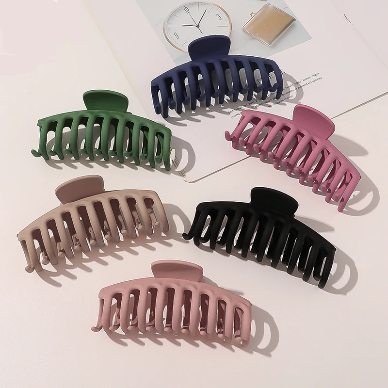 

Large Bath Clips for Hair Geometric Plastic Acrylic Hairpins Hair Claw Accessories Transparent Crab Hair Clip for Women Girls