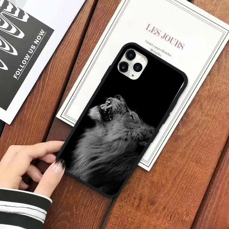 

Lion King of the forest horror animal Phone Case for iPhone 11 12 pro XS MAX 8 7 6 6S Plus X 5S SE 2020 XR