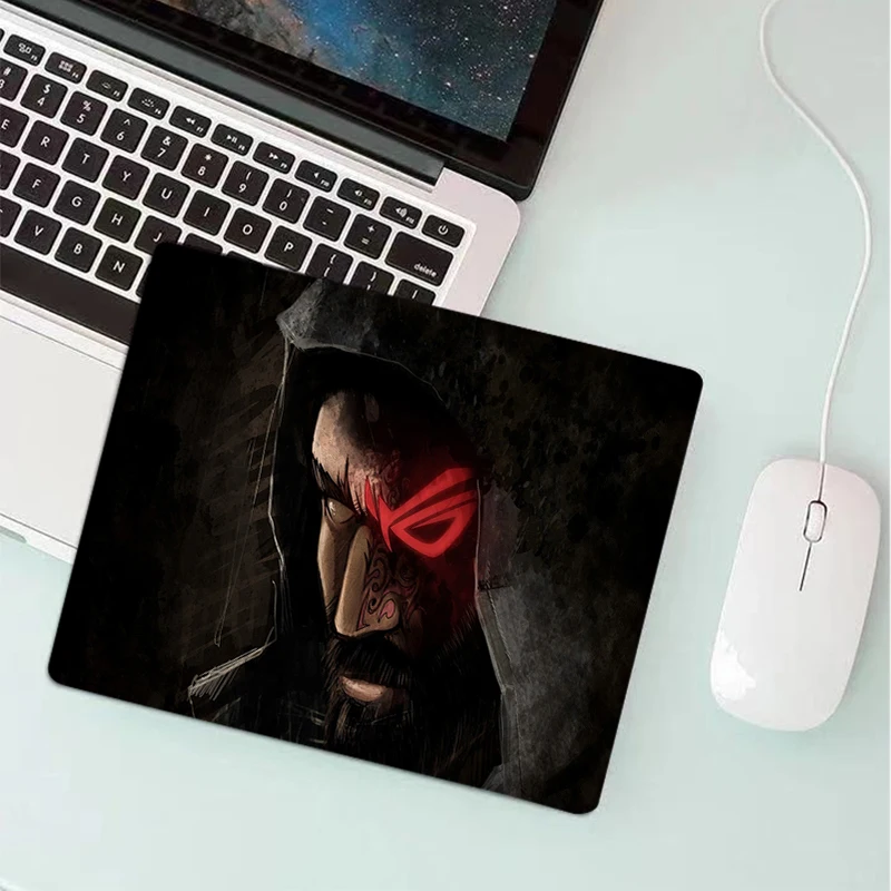 

Assassin's Creed III Small Mouse Pad Gaming Accessories Carpet Gamer Completo Varmilo Keyboard Desk Mat tapis souris Mousepad