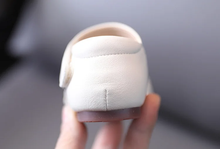 

2021 Summer New Girls Woven Sandals Kids Gladiator Children's Half Sandals Baby Shoes Solid Color Pu Leather Clogs