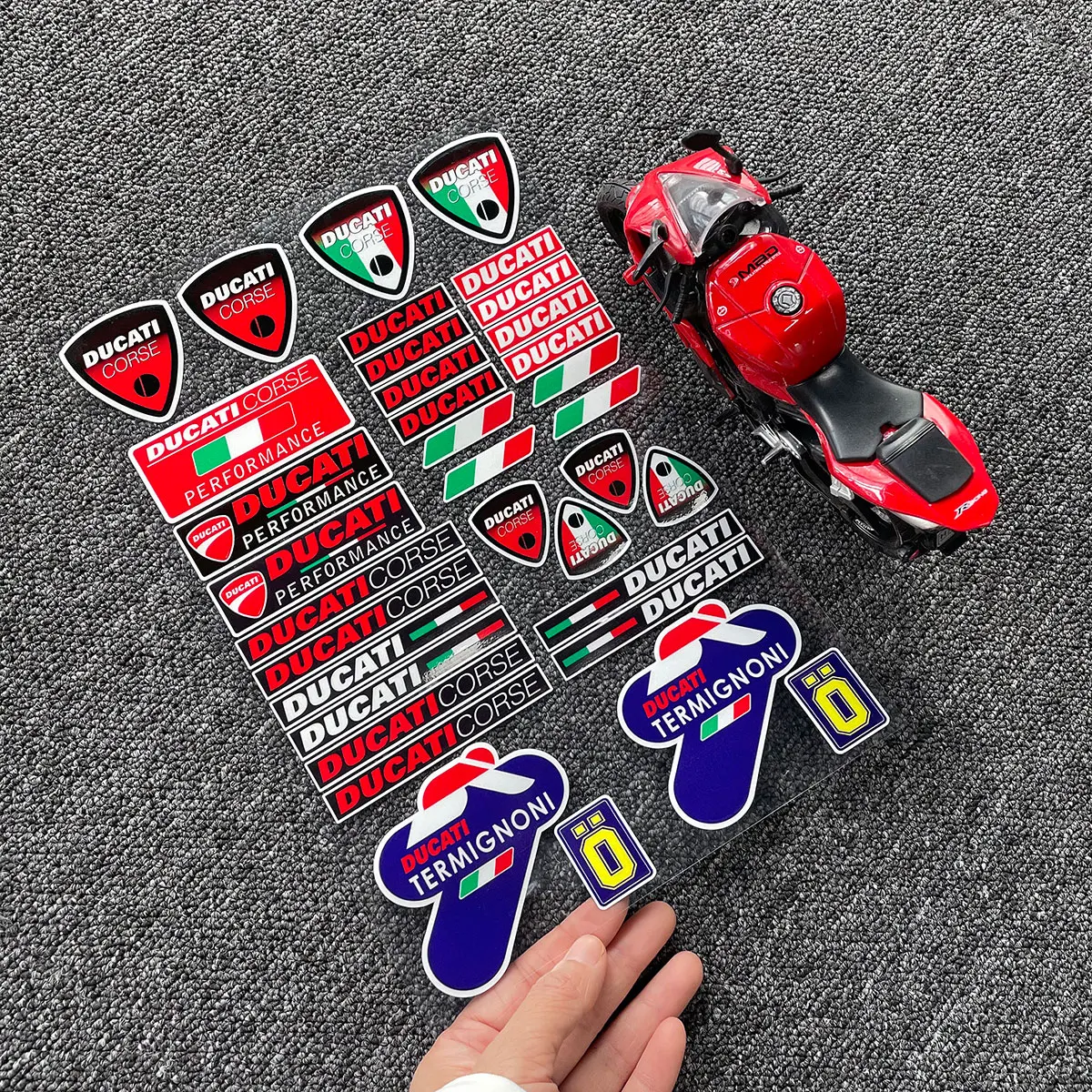 

Reflective Helmet Motorcross Motorbike Decals Italian Flag Stickers For Ducati Logo 18CM x 27CM/Whole SET
