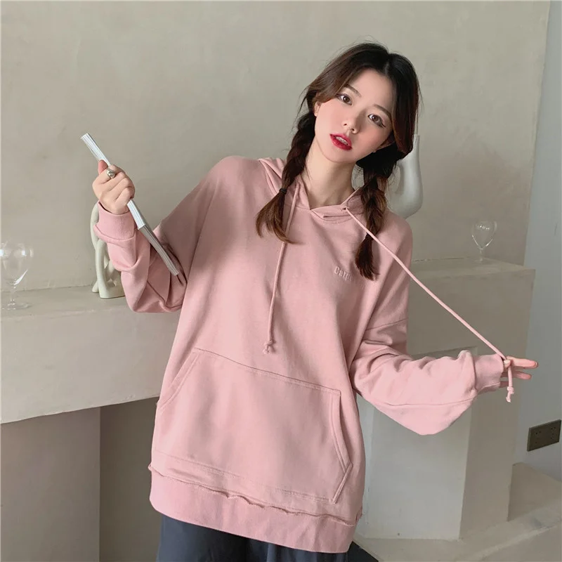 

Трехмерный дизайн свитера с английским принтом