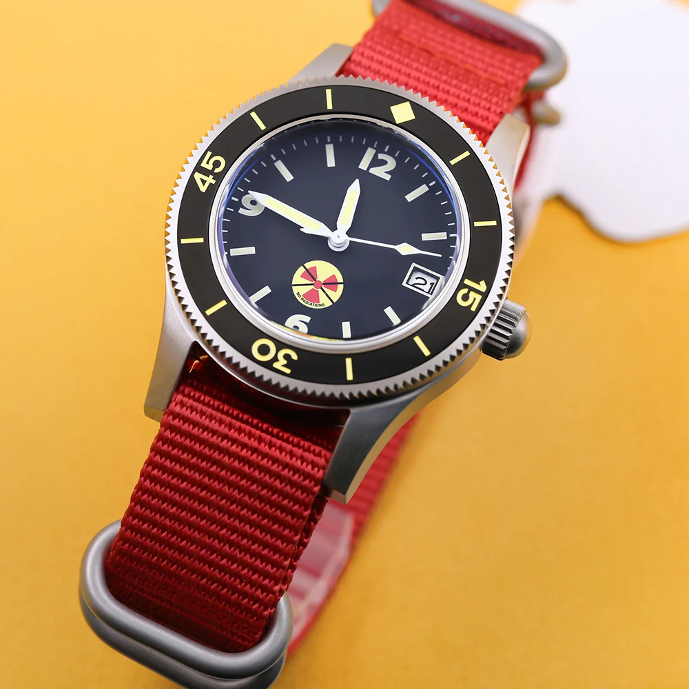 Сталь погружения 1952T автоматические часы без логотипа NH35 дайверские