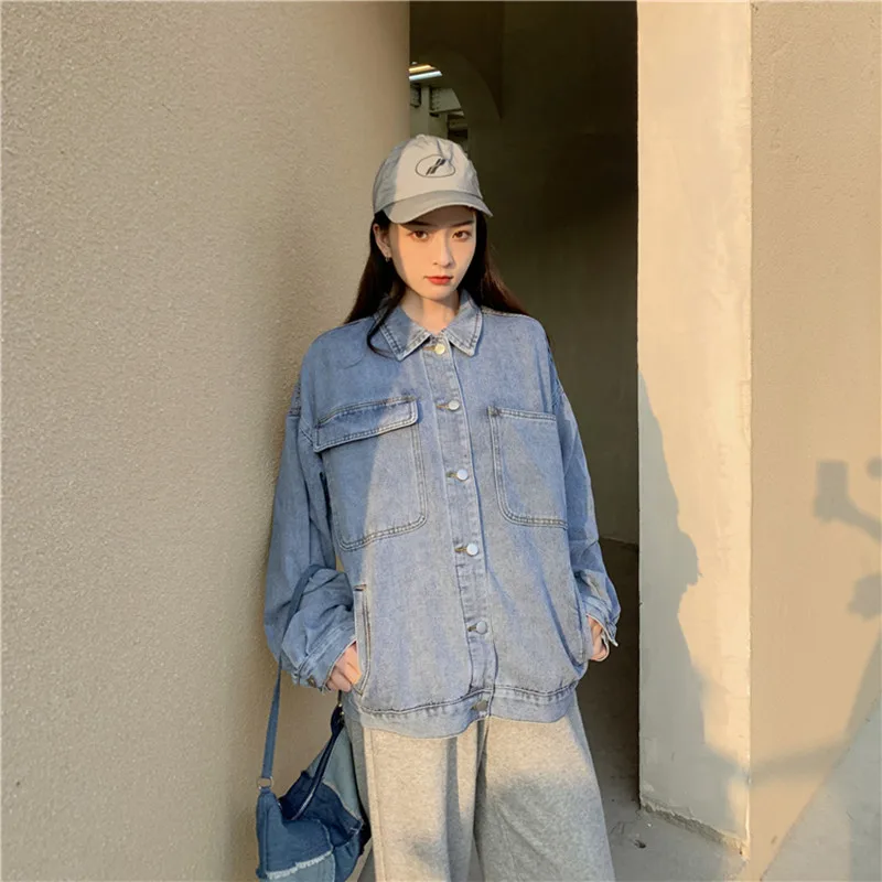 

Autumn New All-Match Loose and Casual Stylish Solid Blue Color Denim Jacket Women Turndown Collar Jacket 2021