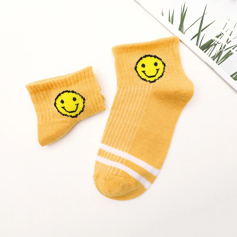 5 pairs LJIQQ 5 pairs women socks sports socks low tube socks new spring and summer smiley college wind socks hot sell - Цвет: 5 pairs