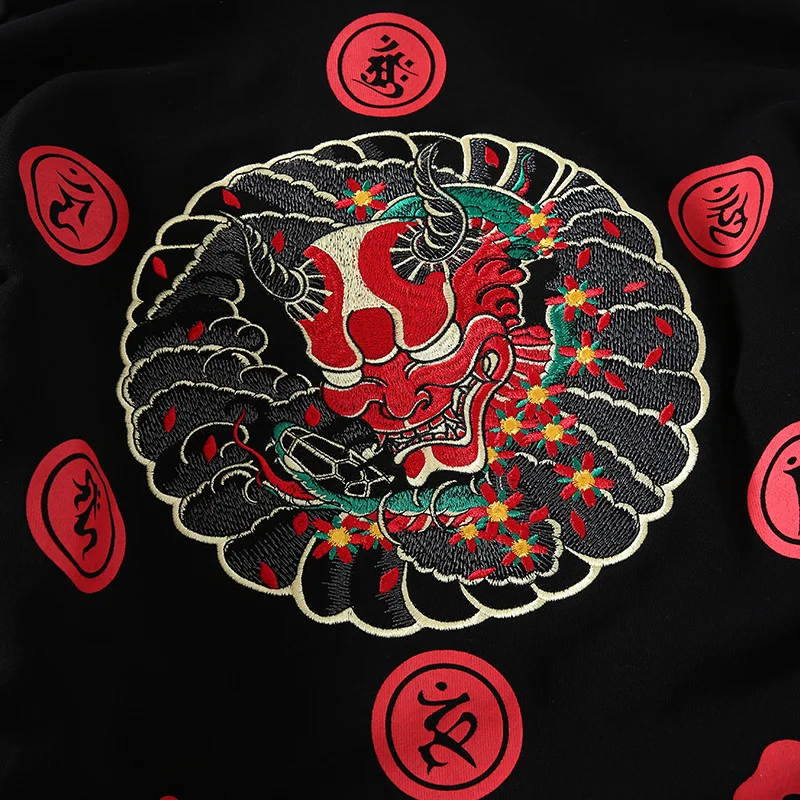 

2021 Newest Men Sweatshirt Japanese Hip Hop Demon Embroidered Streetwear Harajuku Hoodies Pullover Lucky Cloud Cotton Couple Top