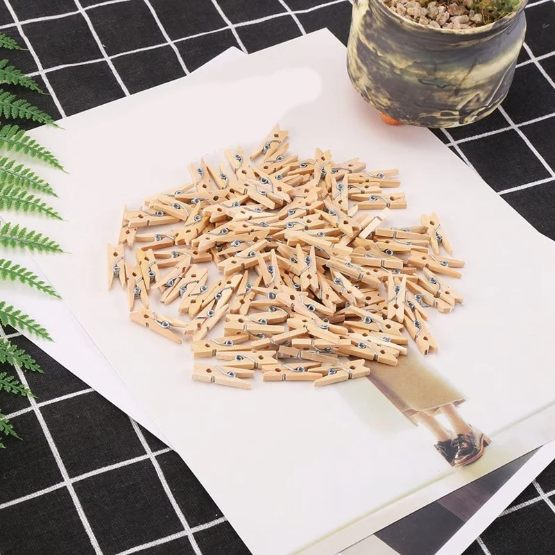 

100 Pieces of Mini Natural Wooden Photo Holder Home Daily Storage Folder Note Holder Handicraft Clip